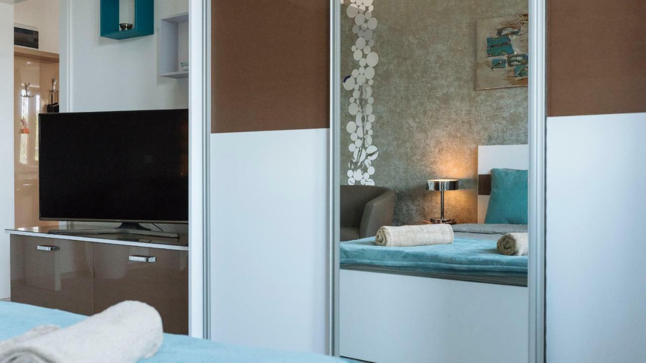 Apartment Luxury Flat 9 Near Metro