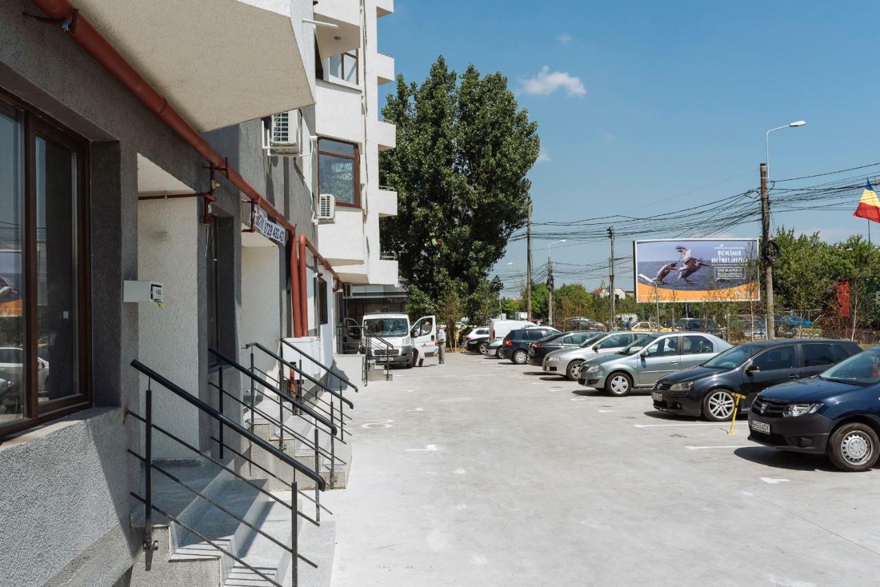 Luxury Flat 9 Near Metro Apartment