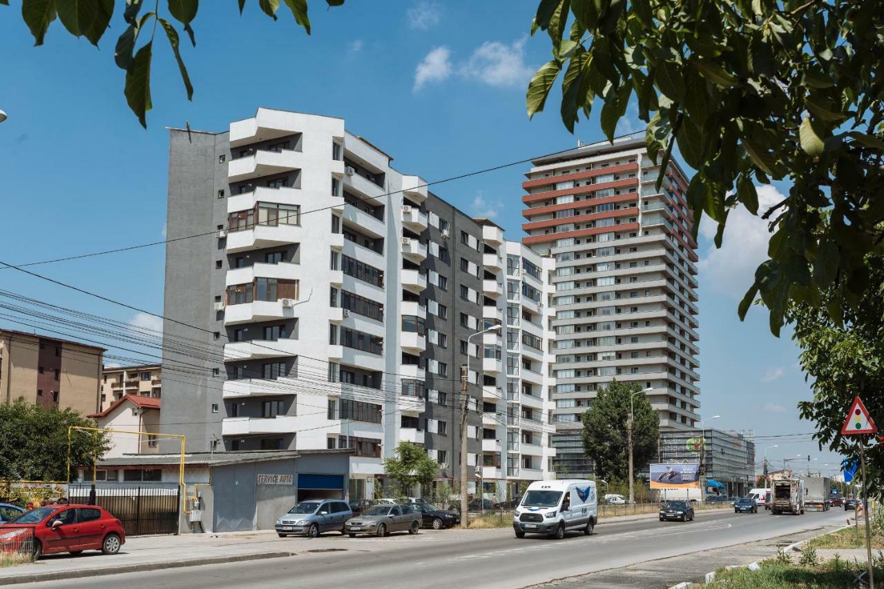 Luxury Flat 9 Near Metro * Bucharest